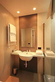 Manin Guest house 4*